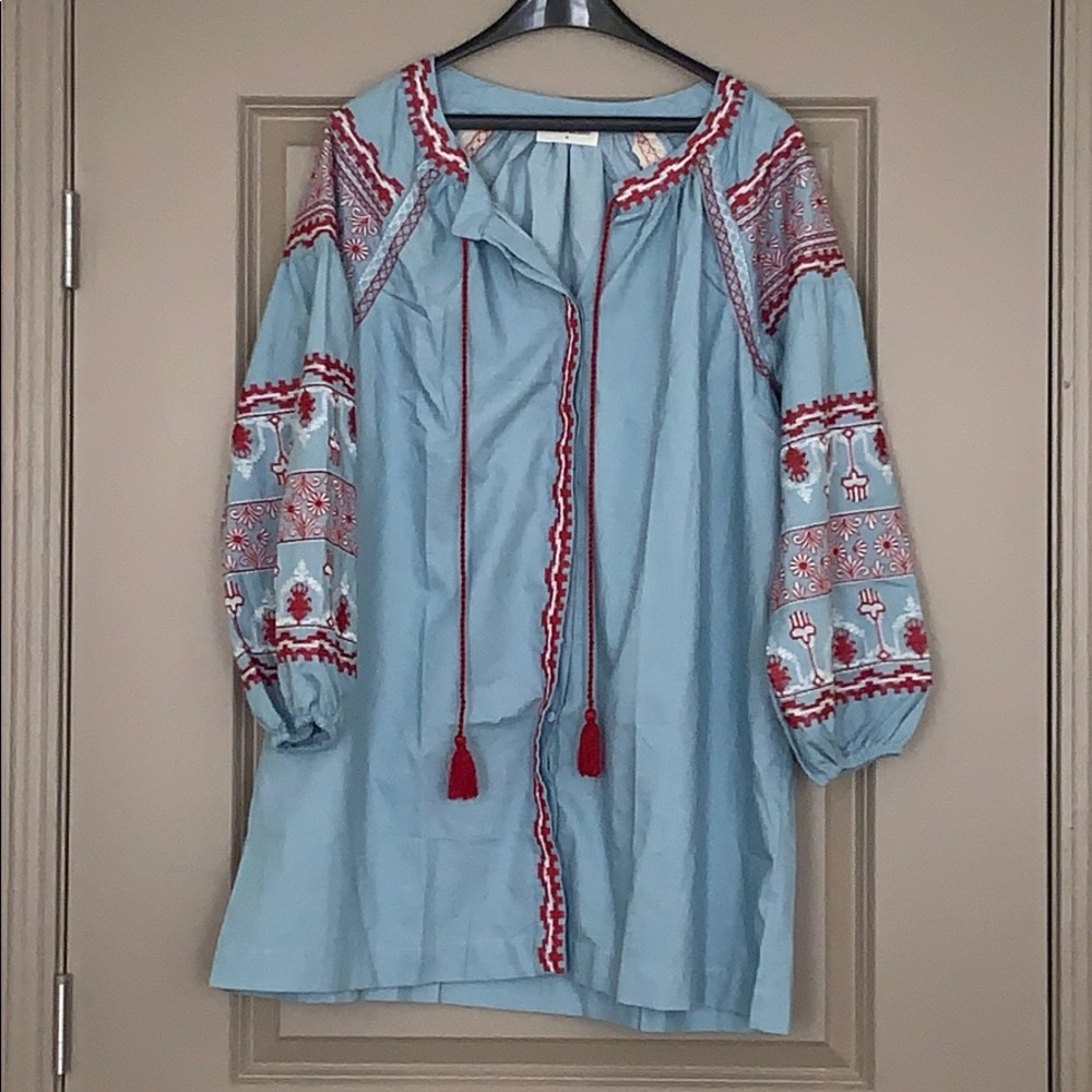 NWOT Chambray Embroidered Puff Sleeve Dress
